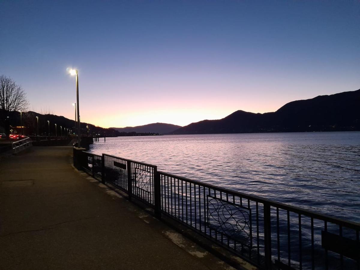 Marco Apartment - Holiday Apartment Luino Bagian luar foto