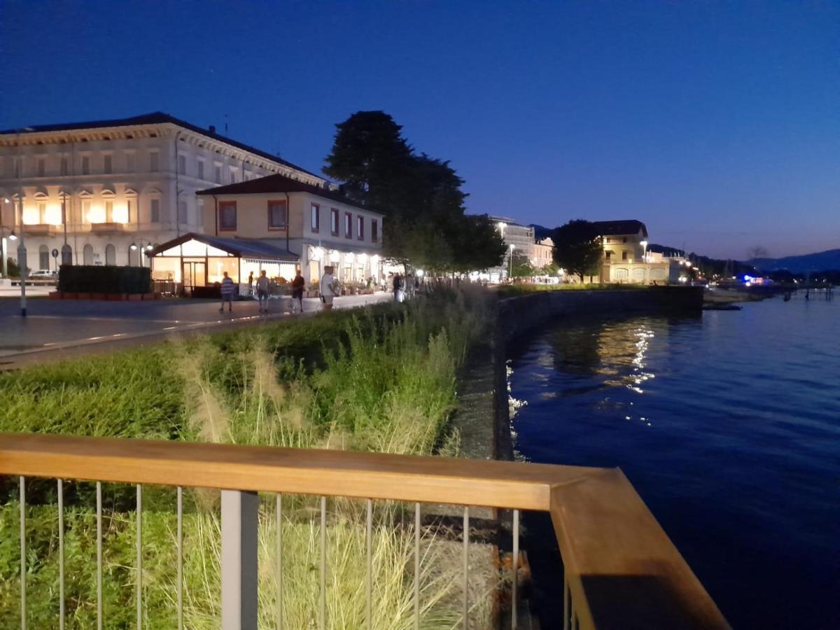Marco Apartment - Holiday Apartment Luino Bagian luar foto